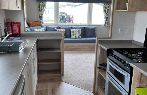 Clacton-on-Sea Casa | Arizona-Pura Vida Holidays Caravan with free WIFI and private parking