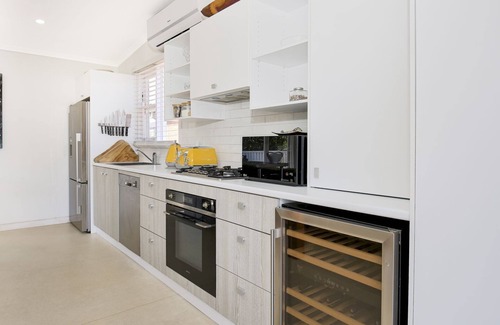 Culburra Beach Casa | Arklow - Pet Friendly with Ocean Views