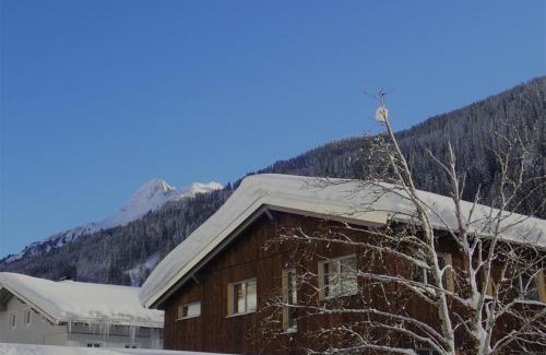 Wald am Arlberg Apartamento | ARLBERGhome Komfort-Apartments & Privat-Sauna