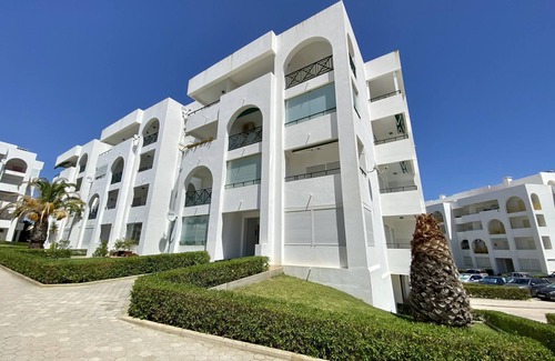 Alporchinhos Apartamento | Arma O DE P RA Brightness 3 With Pool by Homing