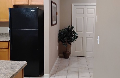 Allenton Apartamento | Armada Corners