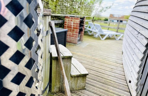 Brightlingsea Casa | Armadilla 3 at Lee Wick Farm Cottages & Glamping