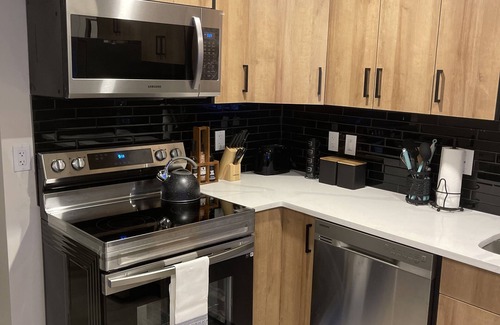 Saskatoon Casa | Armani Cabana: Brand New and Spacious