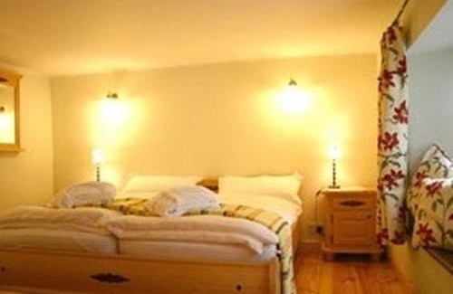 Seaton Cama Y Desayuno | Armidale Cottages B&B