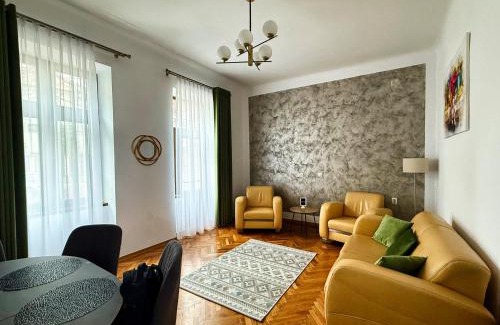 Center Apartamento | Armonia Apartment Sibiu