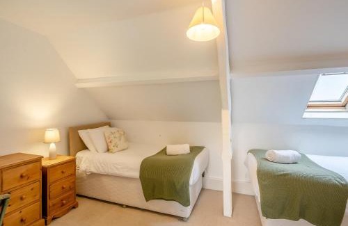 Pulham Casa | Armswell House