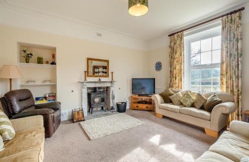 Pulham Casa | Armswell House