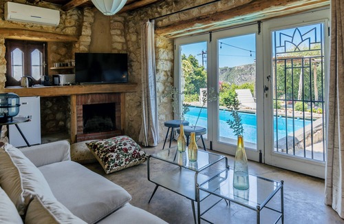 Batroun Casa | Arnaoon Village