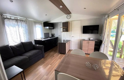 Villeneuve-les-Maguelone Casa | Arnel Campsite ** - Mobile home Key West - View pond - 3 ch - 6 people