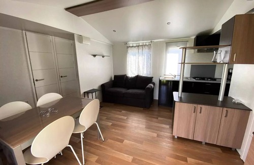 Villeneuve-les-Maguelone Casa | Arnel Campsite ** - Mobile home Key West - View pond - 3 ch - 6 people