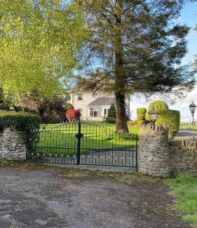Omagh Cama Y Desayuno | Arney Lodge Farm