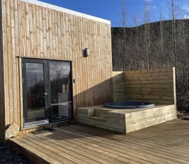 Selfoss Cabina | Arngrimslundur Cottages