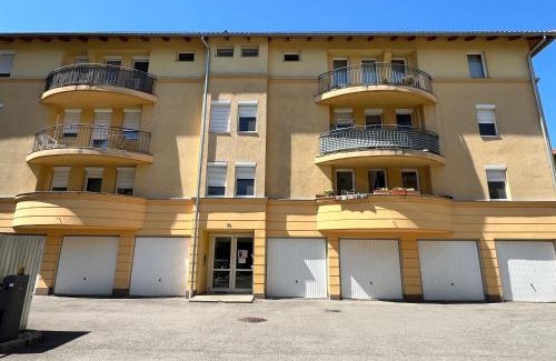 Pecs Apartamento | ÁRNYAS LIGET APARTMAN - Free parking