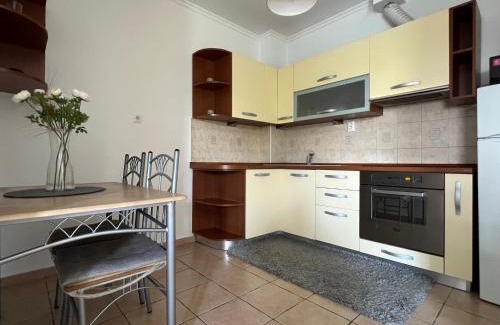 Pecs Apartamento | ÁRNYAS LIGET APARTMAN - Free parking