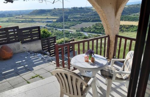 Kouklia Casa | ARODAFNI HOUSE. Unique views and amazing sunsets.