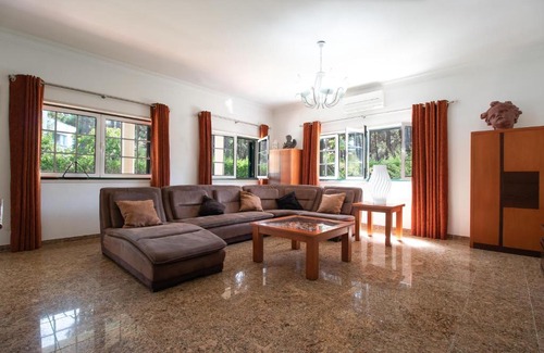Charneca de Caparica e Sobreda Villa | Aroeira Villa - Sea & Golf