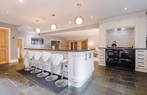 Axton Cabaña | AROSFA, pet friendly, luxury holiday cottage in Trelawnyd