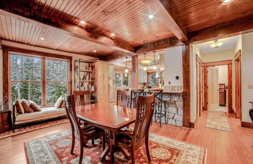 North Creek Casa | Around the Mountains