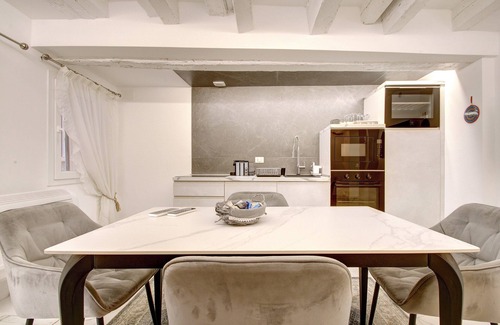 Castello Apartamento | ARSENALE-NorthSide