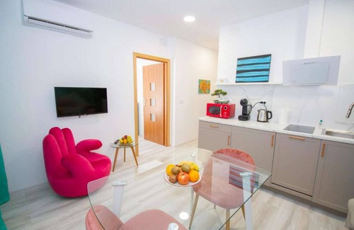 Pla del Bon Repós Apartamento | Art Apartment VII, private terrace