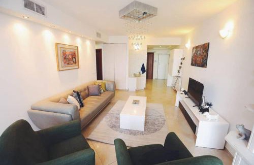 Mamilla Apartamento | Art Apartment In Mamila - Parking Best Location 1-2