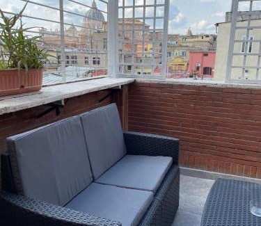 Rione XIV Borgo Casa | Art Atelier Vaticano Guest House