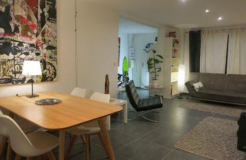 Duingt Apartamento | Art Booking . . . by Benoit B