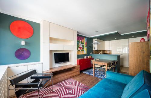 Ochota Apartamento | Art&Colorful Apartment by BookingHost