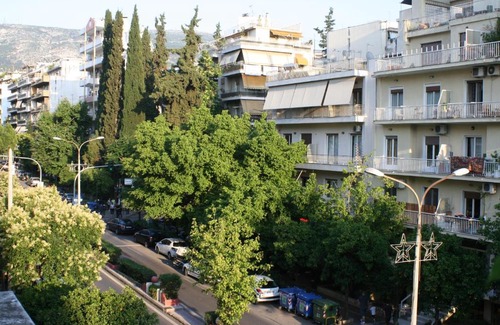 Zografos Apartamento | Art Deco 1920s Villa, Central Athens