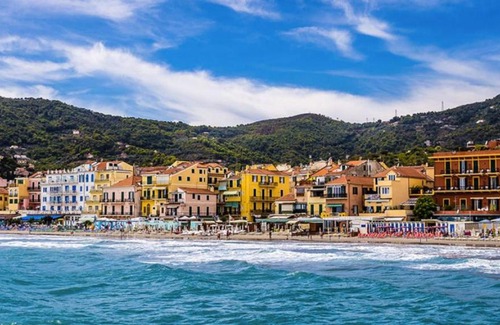 Alassio Apartamento | ART DECO' Beach Apartment Close Grand Hotel