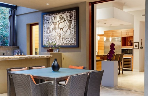 North City Casa | Art-Filled Luxury Escape - Roomy & Refined