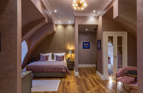 Sabayil Hotel | Art Gallery Hotel