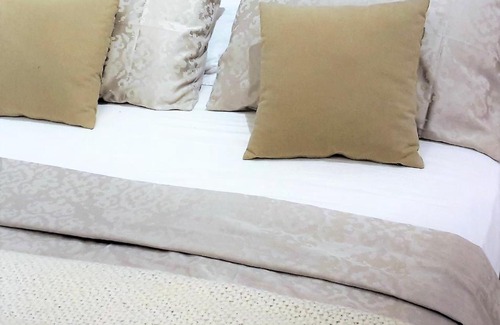 Citta Alta Apartamento | Art Gallery Suite