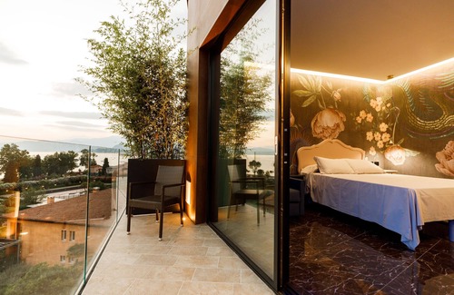 Cisano Hotel | Art Hotel Ventaglio
