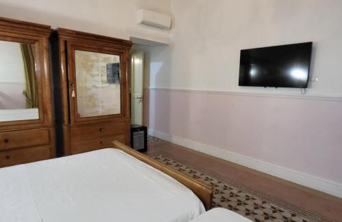 Historical Center Hotel | Art house Venusio luxury home