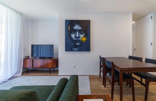 Aveiro Apartamento | Art Living Gravito incl Parking by Home Sweet Home Aveiro