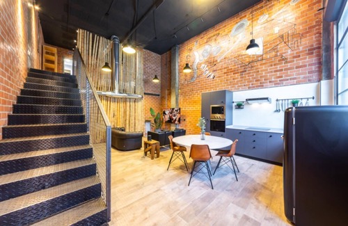 Pobles de l'Oest Apartamento | Loft único de Diseño Industrial en Valencia