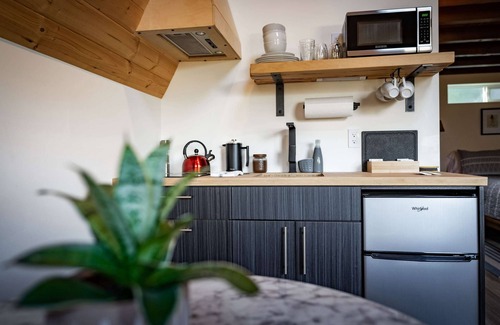 Stevenson Cabina | ArtBliss III: River Views, Soaking Tub, Firepit