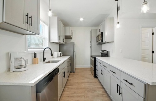 Clarksville Apartamento | Arte Luxury townhomes B1 I Comfy 2 Bed 2.5 Bath