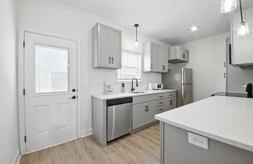 Clarksville Apartamento | Arte Luxury townhomes B1 I Comfy 2 Bed 2.5 Bath