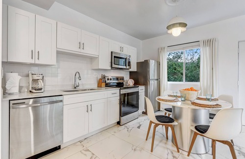 Wynwood Art District Apartamento | ArTease 5: Walk to Wynwood & Design District