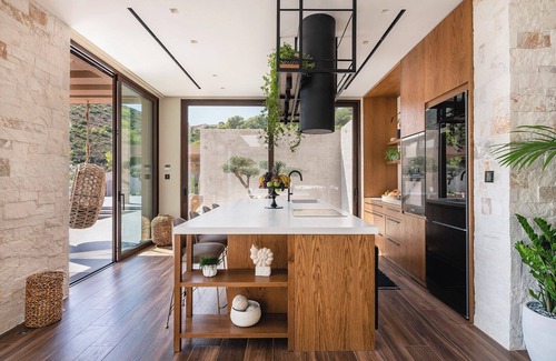 Agia Marina Villa | Artelia - Cinco Habitaciones Villa, Capacidad 10