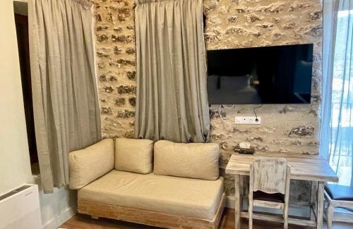 Elliniko Apartamento | Artemis all seasons