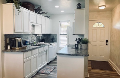 Granbury Casa | Artful Escape @ Lake Granbury