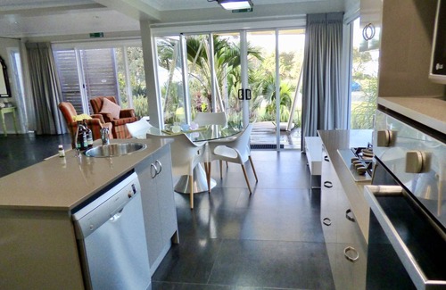 Emerald Beach Apartamento | ArtHOUSE alojamiento frente al mar