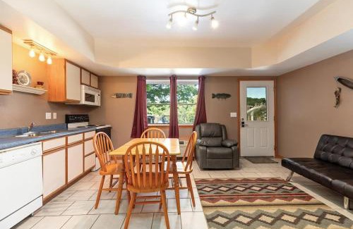 Indian Point Casa | Artilla Cove Cabin 7- Lake Views- Pool & Hot Tub