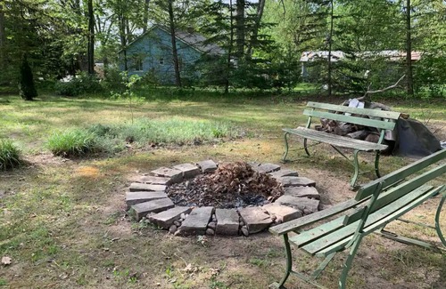 Interlochen Casa | Artist cottage close to Interlochen Center for the Arts