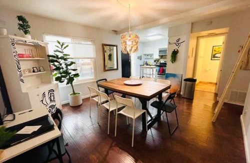 Southeastern Sacramento Casa | Artist's Condo with 2 Bedroom & Arcade