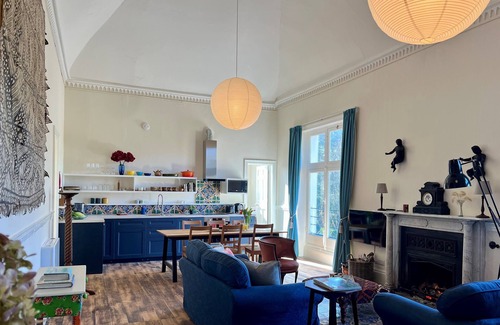 Piddlehinton Casa | Artist's Studio - sleeps 6 guests in 3 bedrooms