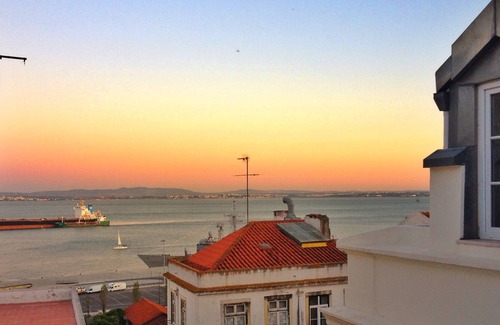 Alfama Apartamento | Artist Studio - Alfama Old Town